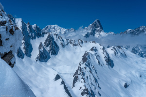 Blick von leicht unterhalb des Mont Fourchon beim Col du Grand-St. Bernard  in Richtung Mont Blanc